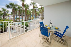 Enjoy salty beach breezes..with morning coffee and your meals !