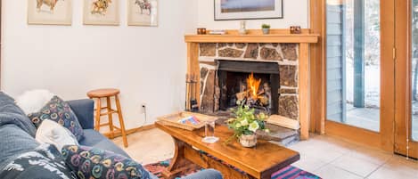 Living area with Fireplace