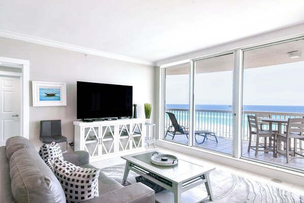 Silver Shells St. Maarten 607- Living Area