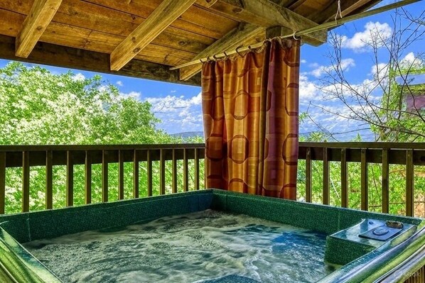 Bain à remous extérieur