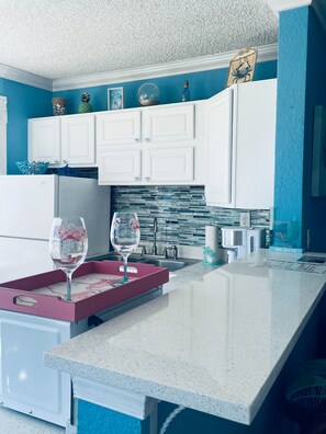 full kitchen