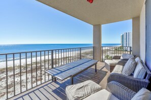 Private Beachfront Balcony