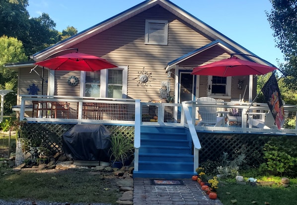 Deck remodeled: 2021 & Dog gates installed 