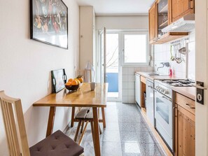 Ferienwohnung mit 80qm, 2 Schlafzimmer für max. 6 Personen-Küche