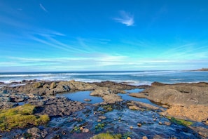 The rocky shore line is a short walk away and perfect for watching the crashing waves.