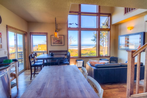 Enjoy the views of the Pacific from this lovely craftsman home.