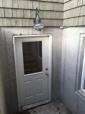 Apartment Entry