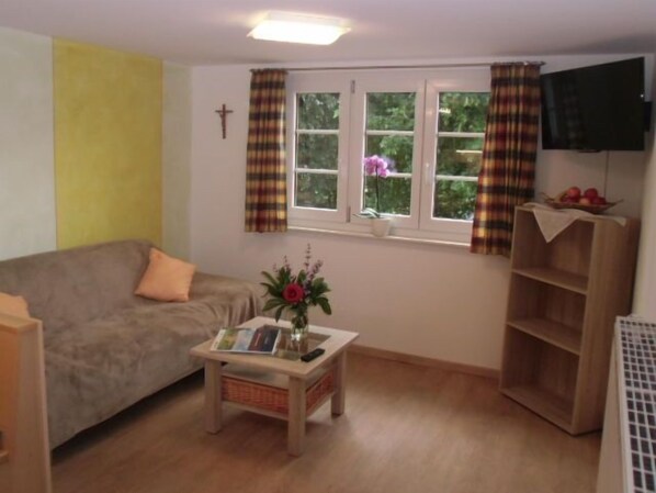 Ferienwohnung A, 85qm, 2 Schlafzimmer, max. 4 Personen