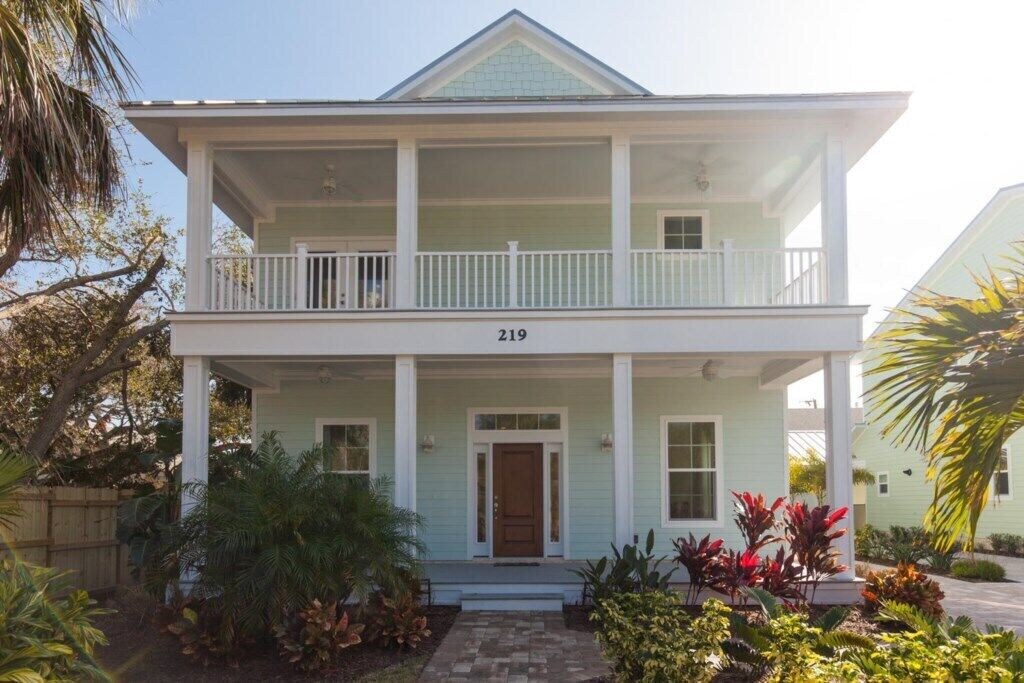 Beautiful Spacious North Beach Home Only A Couple Of Blocks From Flagler Ave New Smyrna Beach Beautiful Spacious North Beach Home Only A Couple Of Blocks From Flagler Ave New Smyrna Beach