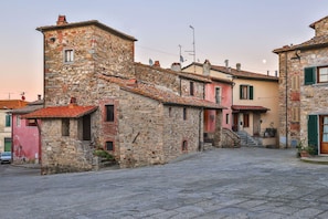 Building Exterior, Scenic View