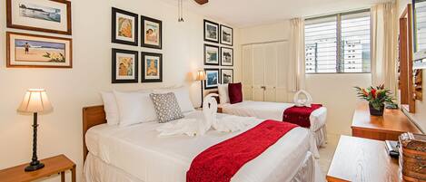 Bedroom with One Queen and One Twin Bed - Bedroom with One Queen and One Twin Bed