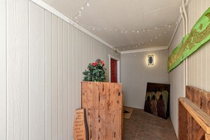 Passageway to front door