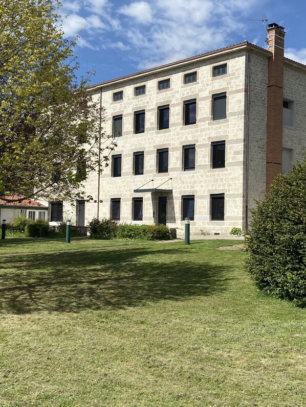 Fachada da propriedade