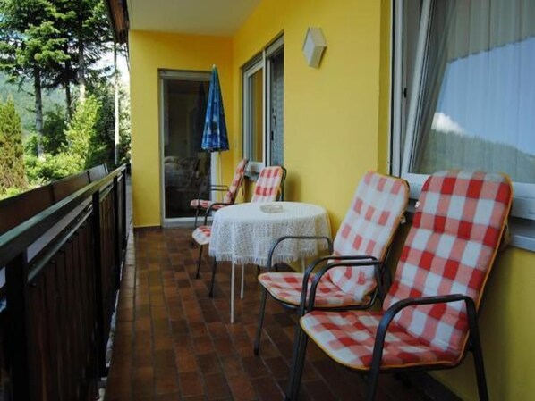 Ferienwohnung 105qm, 2 Schlafzimmer, max. 4 Personen-Balkon