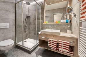 Nr. 04 - Ferienwohnung Feldberg mit Balkon-Bad