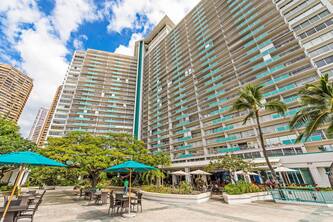 Huge Studio Unit with Ocean View #1624
