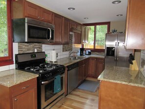 Kitchen-Complete with everything you need for baking or home cooked meals!