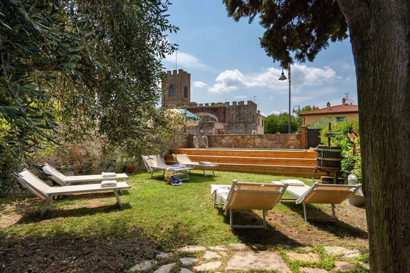 Garden, Outdoor, Pool