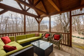 Rear Screened in Porch with Heat