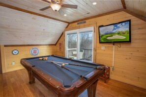 Loft with Juliette Deck and Pool Table