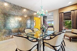 Dining Area for 6, up to 10 with second available table
