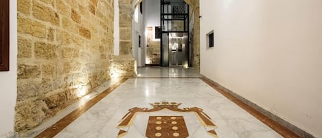 Ingresso Palazzo Moncada 