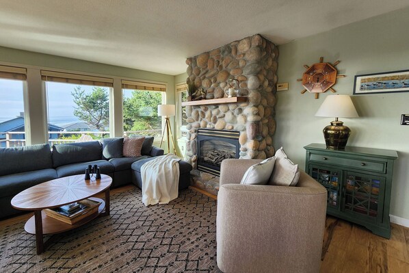 You are sure to feel at home in this comfortable great room.