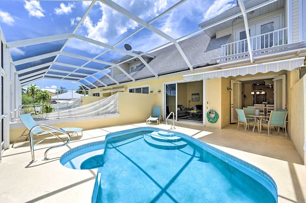 Cape Coral Vacation Rental | 2BR | 2BA | 1,137 Sq Ft | Stairs to Access