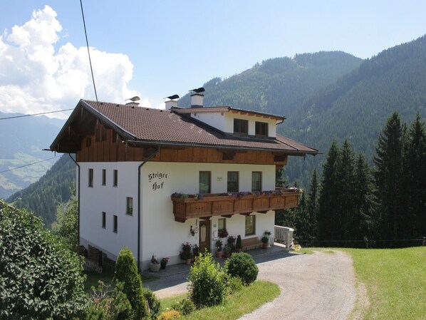 Holiday Home Exterior [summer]