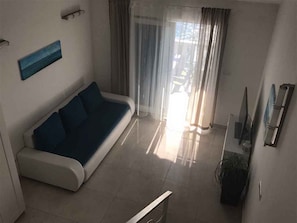 salon/chambre à coucher