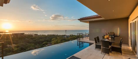 Casa de la perla, amazing 180 views and best sunsets