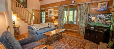 Boulder Falls Retreat Luxurious Living Room