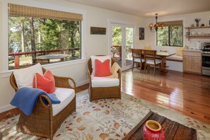 40 Brooks Ln - Roche Harbor San Juan Island WA - 15