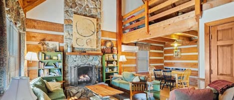 Welcome to Trailhead Cabin!