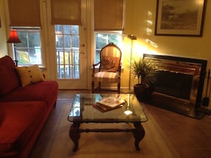 comfortable, tasteful living room