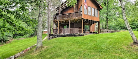 Escape to beautiful Minnesota at this 3-bedroom vacation rental in Fifty Lakes.