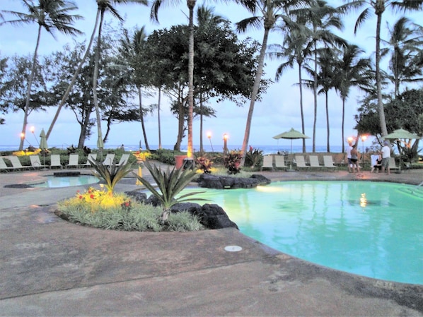 Oceanfront~Beachfront~Kauai Coast Resort at the Beachboy at Dusk~Welcomes You!