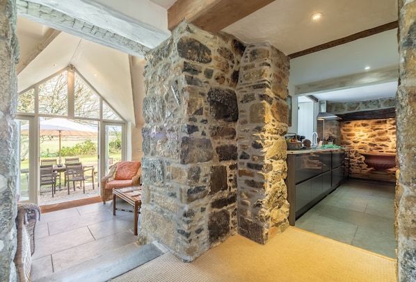 Ground floor: Hallway leading from the Kitchen to Garden room