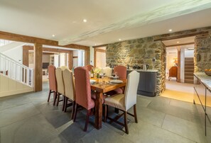 Ground floor: Large kitchen/diner with seating for 10 guests