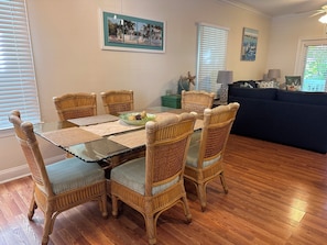 Dining room can seat 8