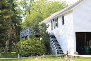 Udder Heaven is on the 2nd floor: 1st floor included - laundry & carport.