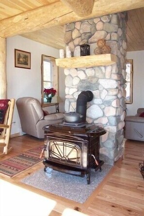 Fireplace to warm and drink hot chocolate or wine although not cold in Summer!!!