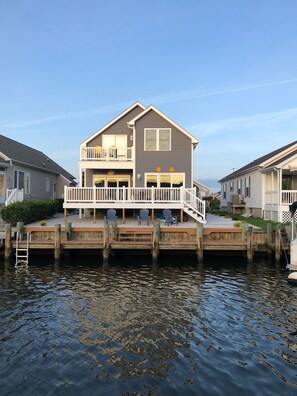 Enjoy sitting by the water, crabbing, fishing or kayaking. Kids love it here!