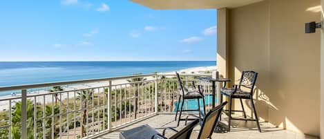 Private Beachfront Balcony