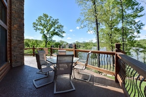 Outdoor dining with a lake view!