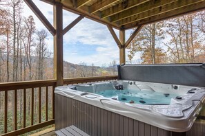 Hot Tub on Lower Deck