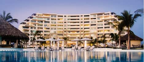 Main building and ocean front pool 