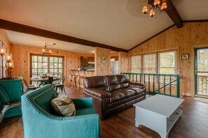 Welcome to Mountain Stay Chalet!