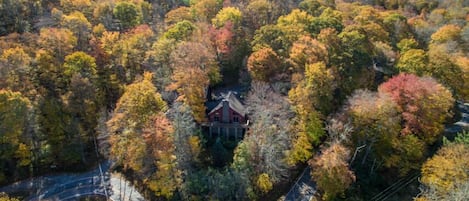 Exterior Aerial view of North View Lodge