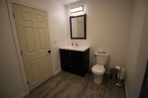 Washroom 1 Very Large